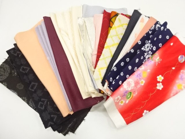 Japanese Kimono / Others (Bolt etc)